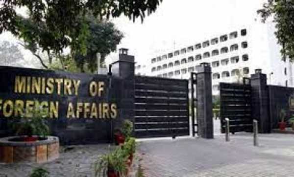 पाक विदेश कार्यालय में कई साल तक महसूस होगा नकारात्मक असर